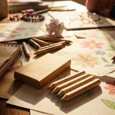 4 wooden colored pencils SERAFIN