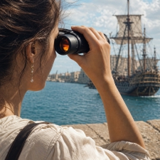 Binoculars IZAAK