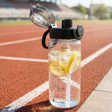 Tritan bottle KARISIMBI Schwarzwolf