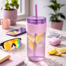 Straw cup 660 ml SOLEDAD